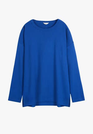 Rachel Split Hem Detail Top