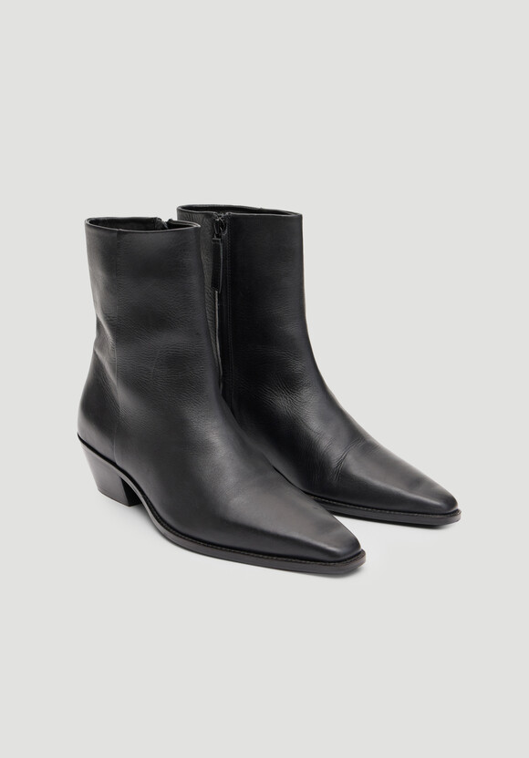 Leather Square Toe Boots