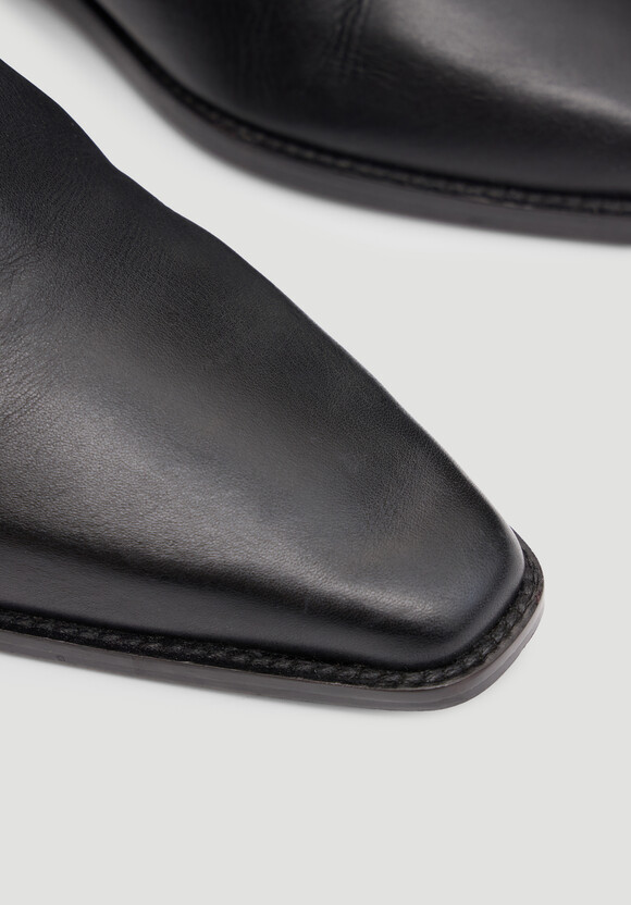 Leather Square Toe Boots