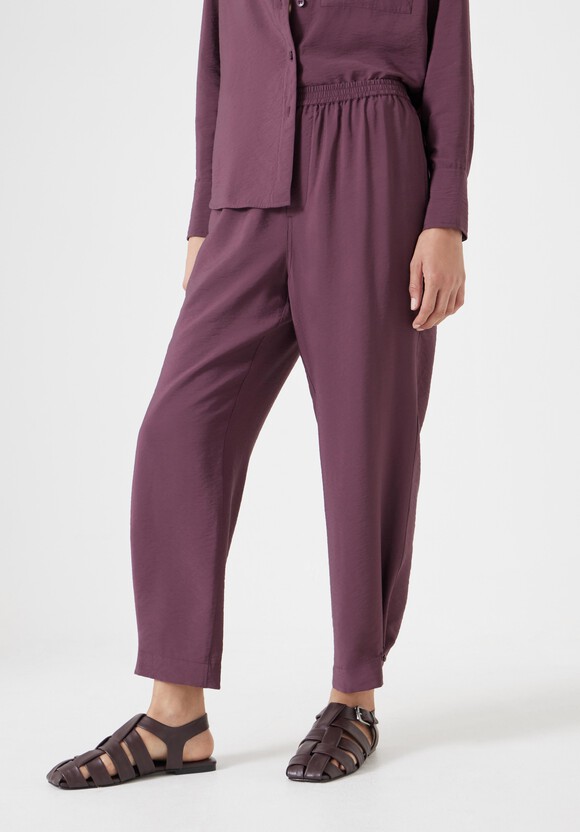 Air Flow Ankle Grazer Trousers