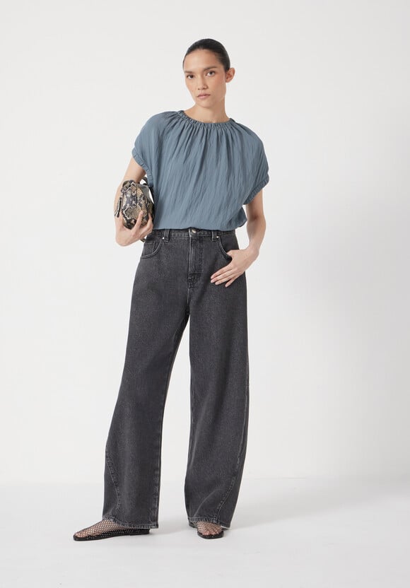 Gathered Crew Neck Short Sleeve Top
