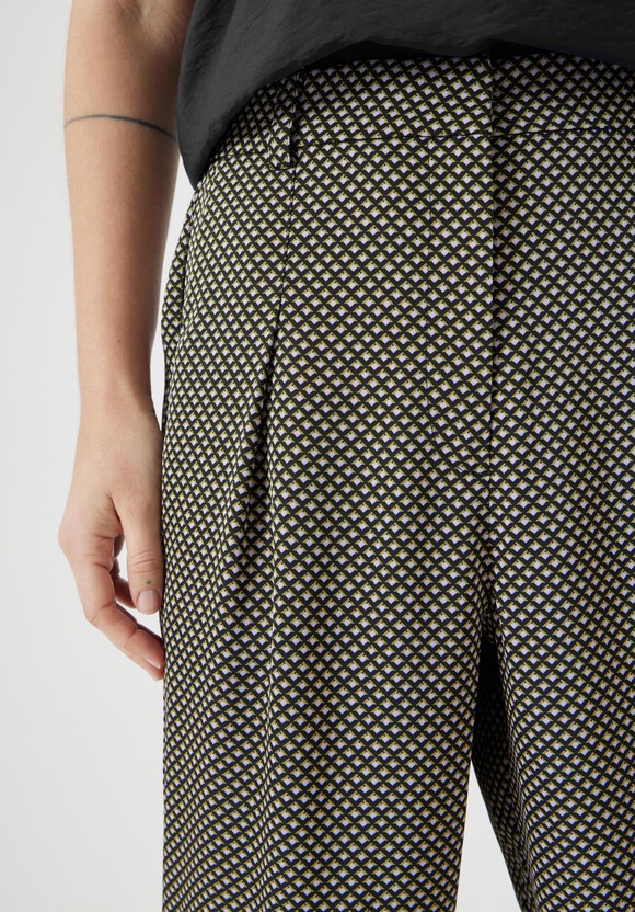 Printed Tapered Trousers