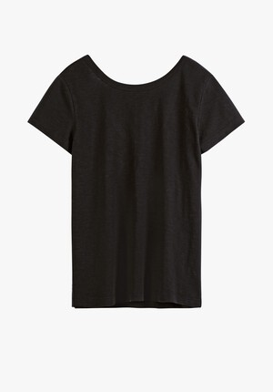 Scoop Back T Shirt