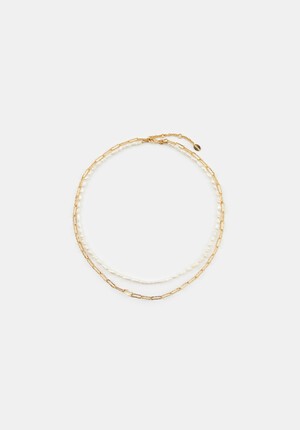 Hadley Hammered Pearl and Chain Necklace