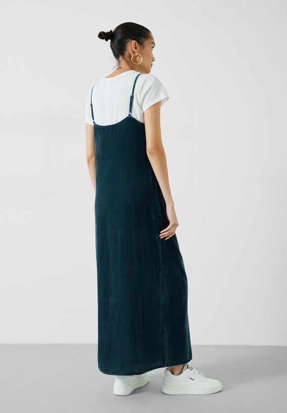 Leila Split Velvet Midi Dress