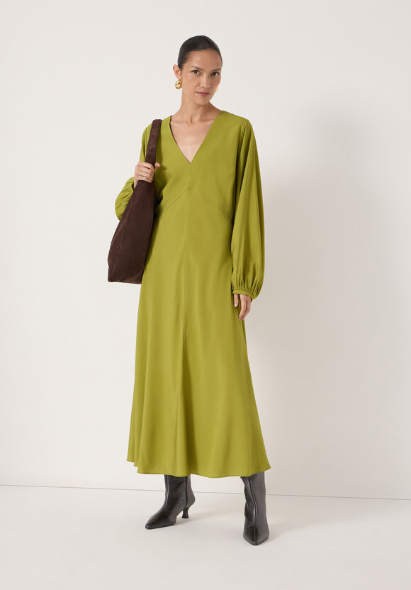 Grace V-Neck Long Sleeve Dress