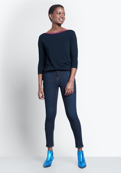 Boat Neck L/S Top