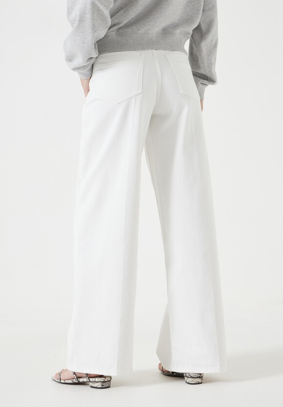 Nessa Wide Leg Jeans