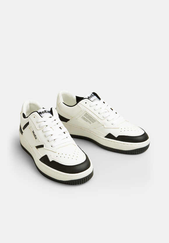 MoEa GN1-31 Trainer | Black & White | hush