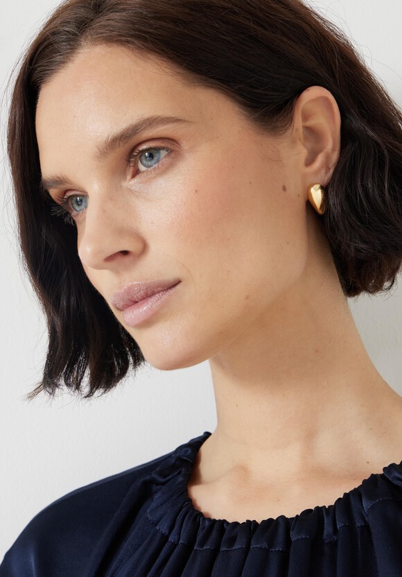 Teardrop Pendant Earrings