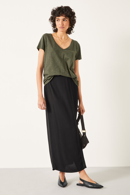 Slim V-Neck T-Shirt