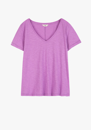Slim V-Neck T-Shirt