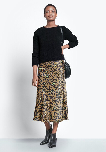 Fluffy Cropped Jumper