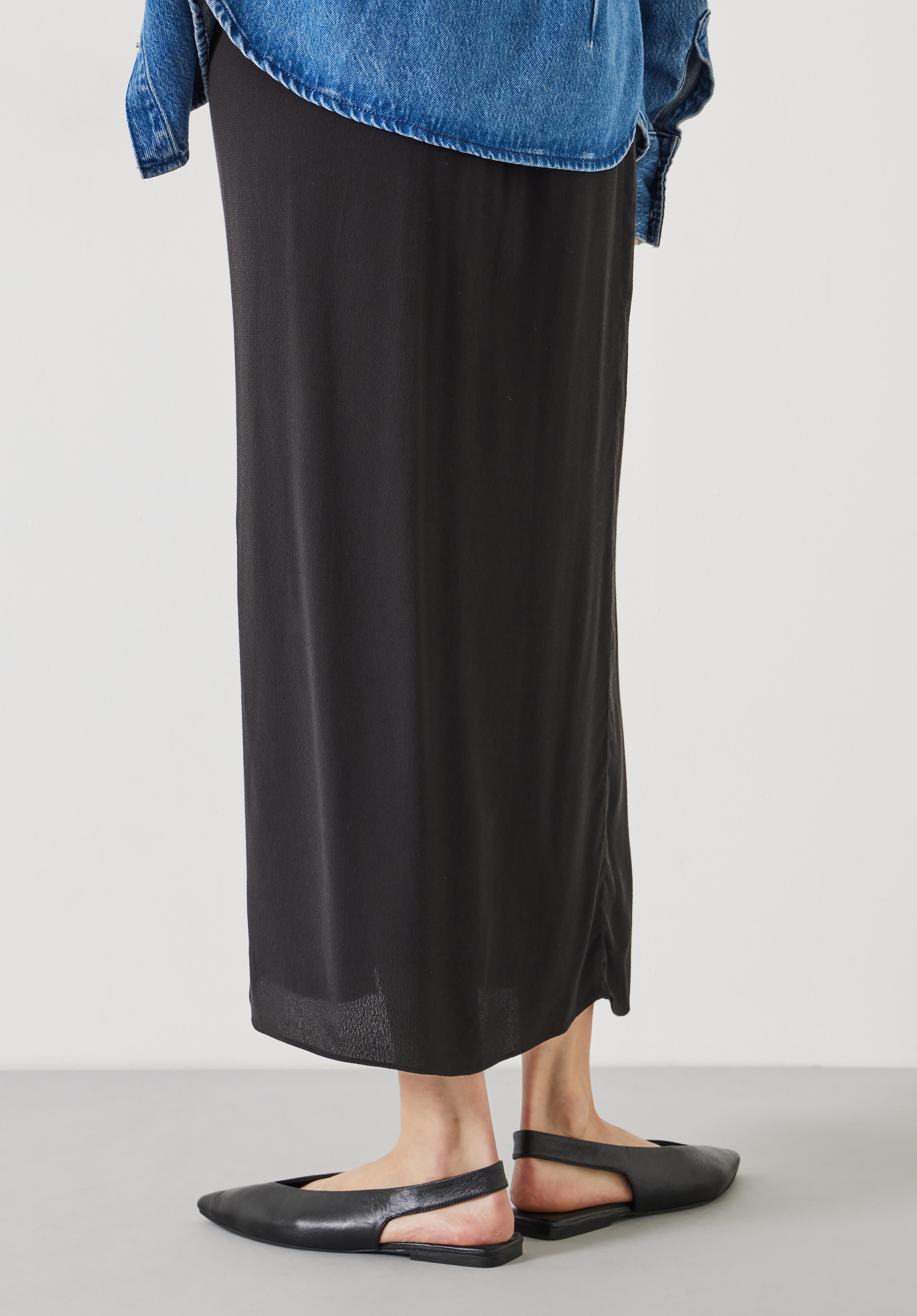 Anya Split Maxi Skirt Black hush