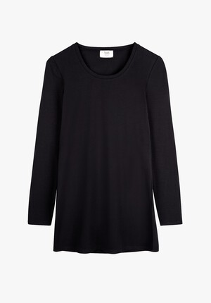 Long Sleeve Slim Fit T-Shirt