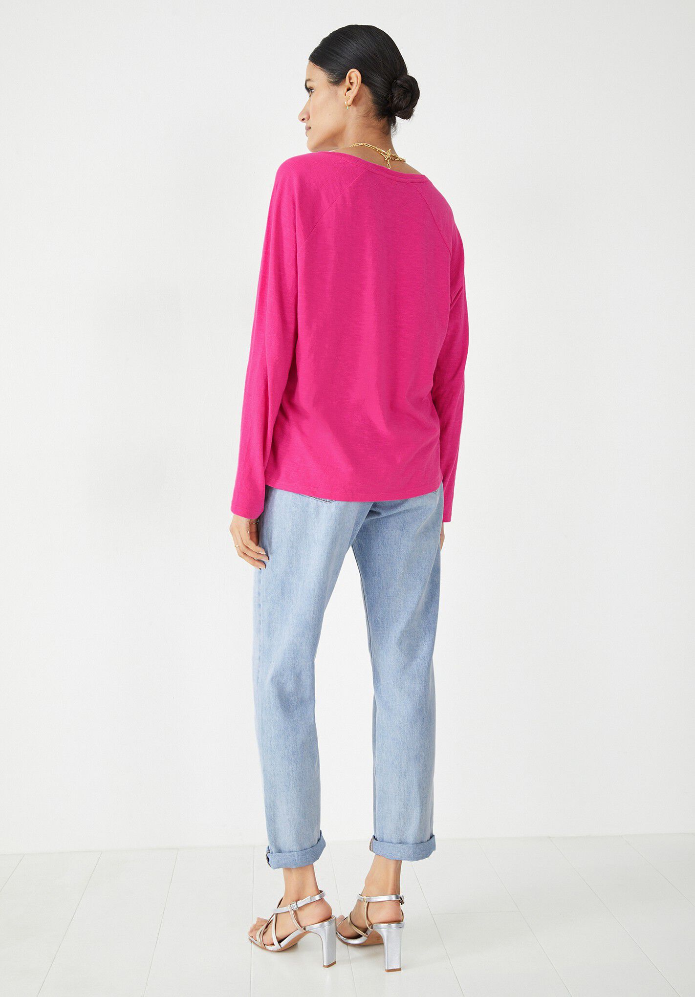 Avalon sweatshirt hot sale