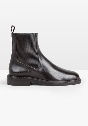 Bulwell Boots