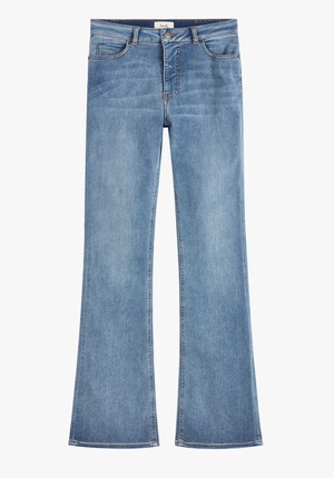 Liv Flared Jeans