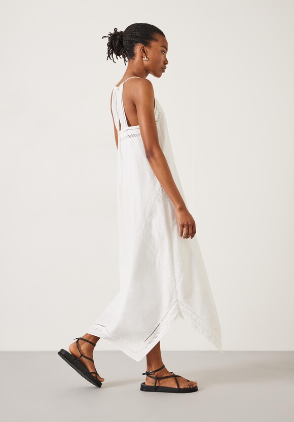 Celia Embroidery Maxi Dress With Linen