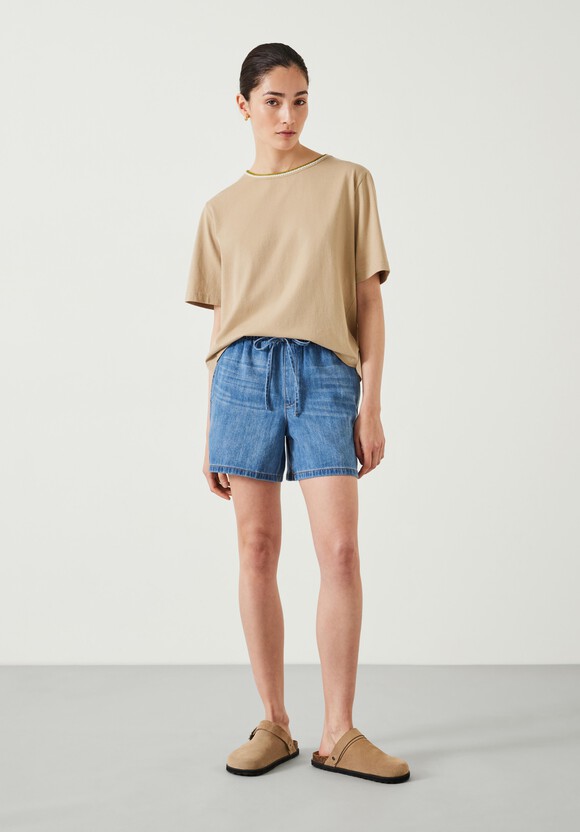 Lucy Crochet Trim T-Shirt