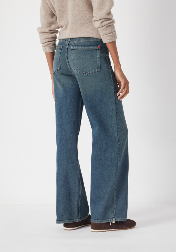 Rowan Welt Pocket Flared Jeans