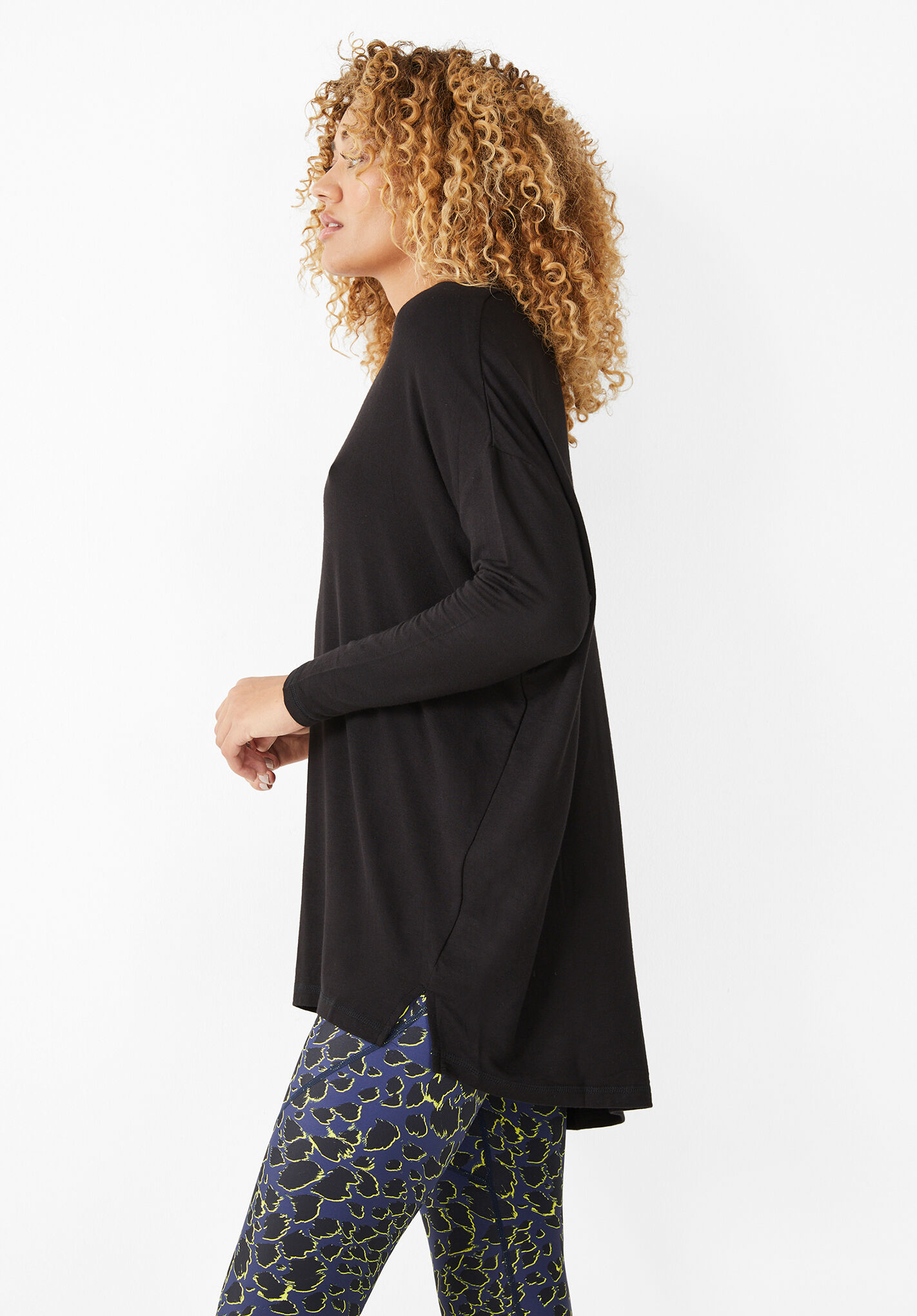V Neck Wide Jersey Top | Black | hush