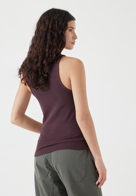 Scoop Neck Ribbed Vest
