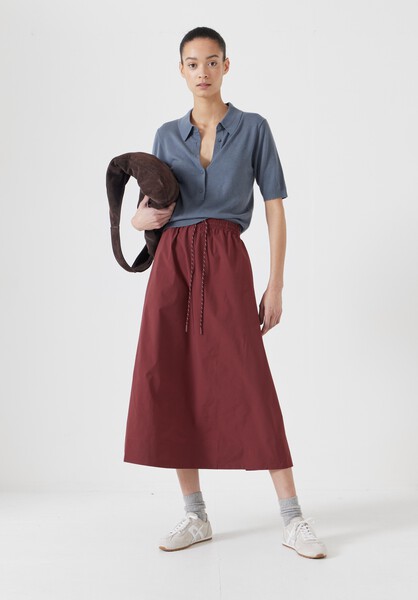 Aya Technical Pull On Midi Skirt