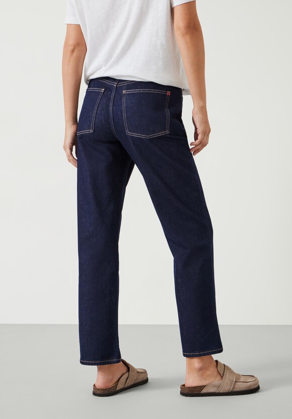 Alexa Straight Leg Jeans