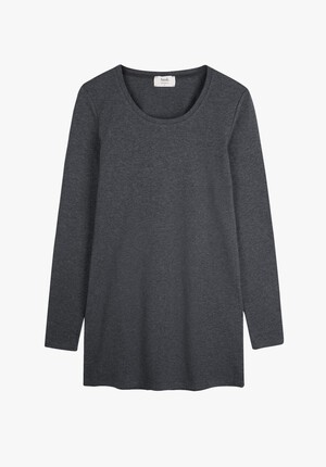 Long Sleeve Slim Fit T-Shirt