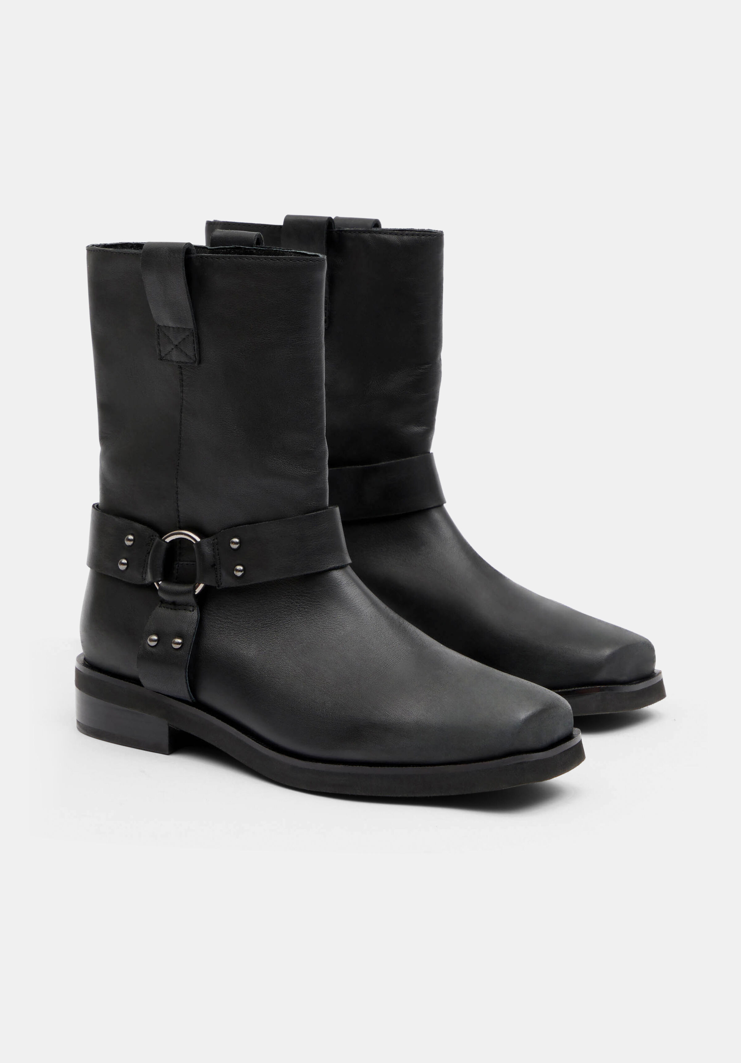 BRUNT call back 黒 Clarks〉Wallabee Boot / Black Leather｜UP NORTH ONLINE STORE