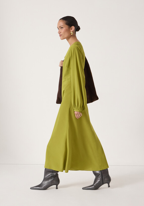 Grace V-Neck Long Sleeve Dress