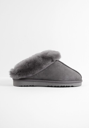 Sheepskin Snug Slippers