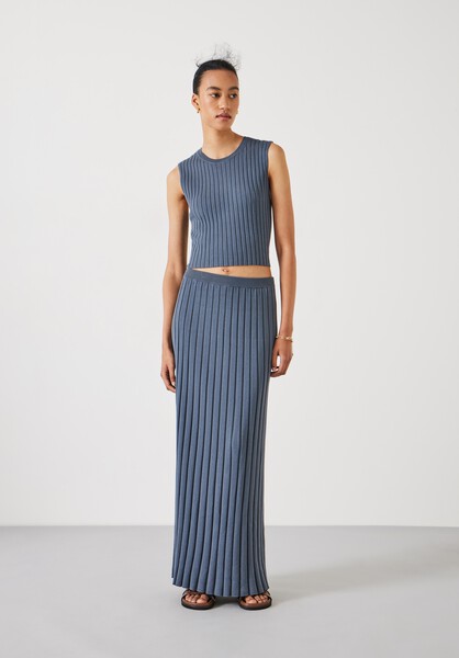 Mazey Rib Knitted Maxi Skirt