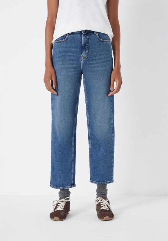 Nina Straight Crop Jeans