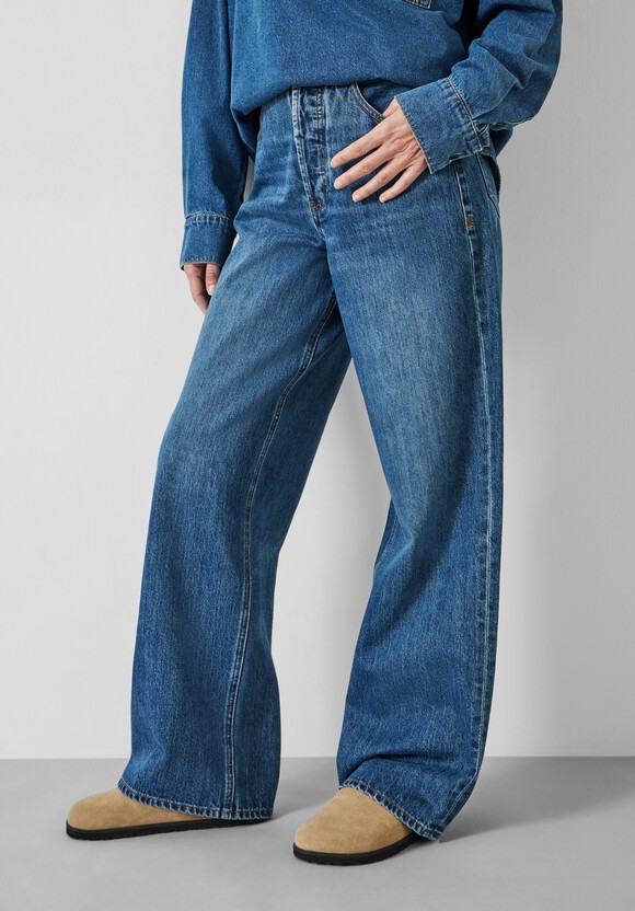 Katie Oversized Straight  Leg Jeans