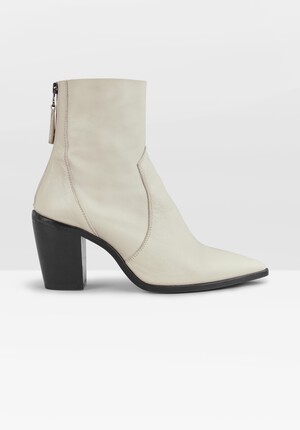 Tallis Leather Boots