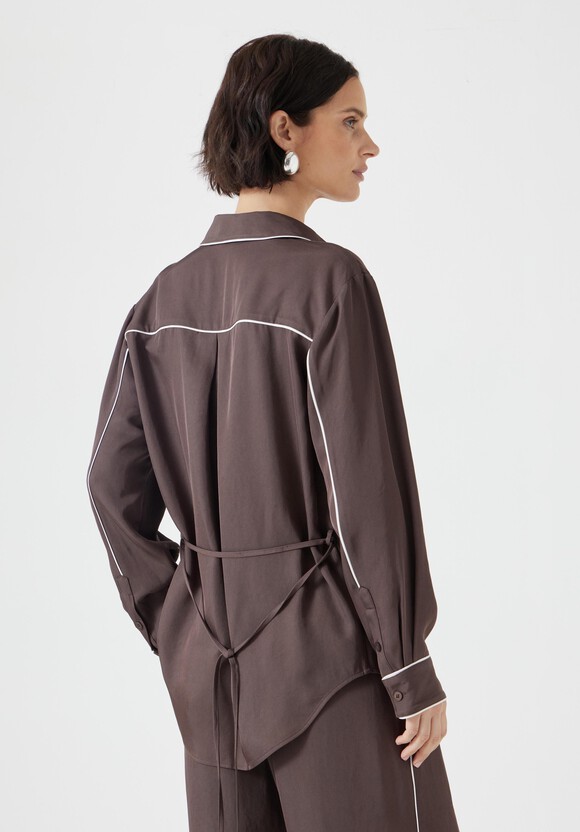 Kinsey Long Sleeve Piping Detailed Shirt