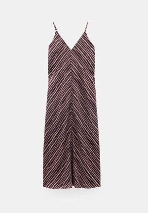 Air Flow Seam Detail Maxi Slip Dress