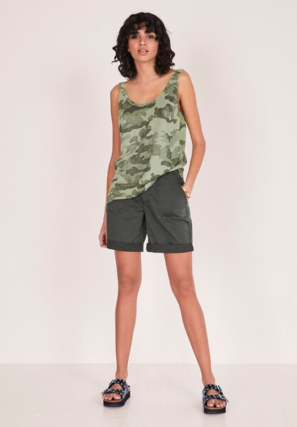 Scoop Printed Metallic Vest