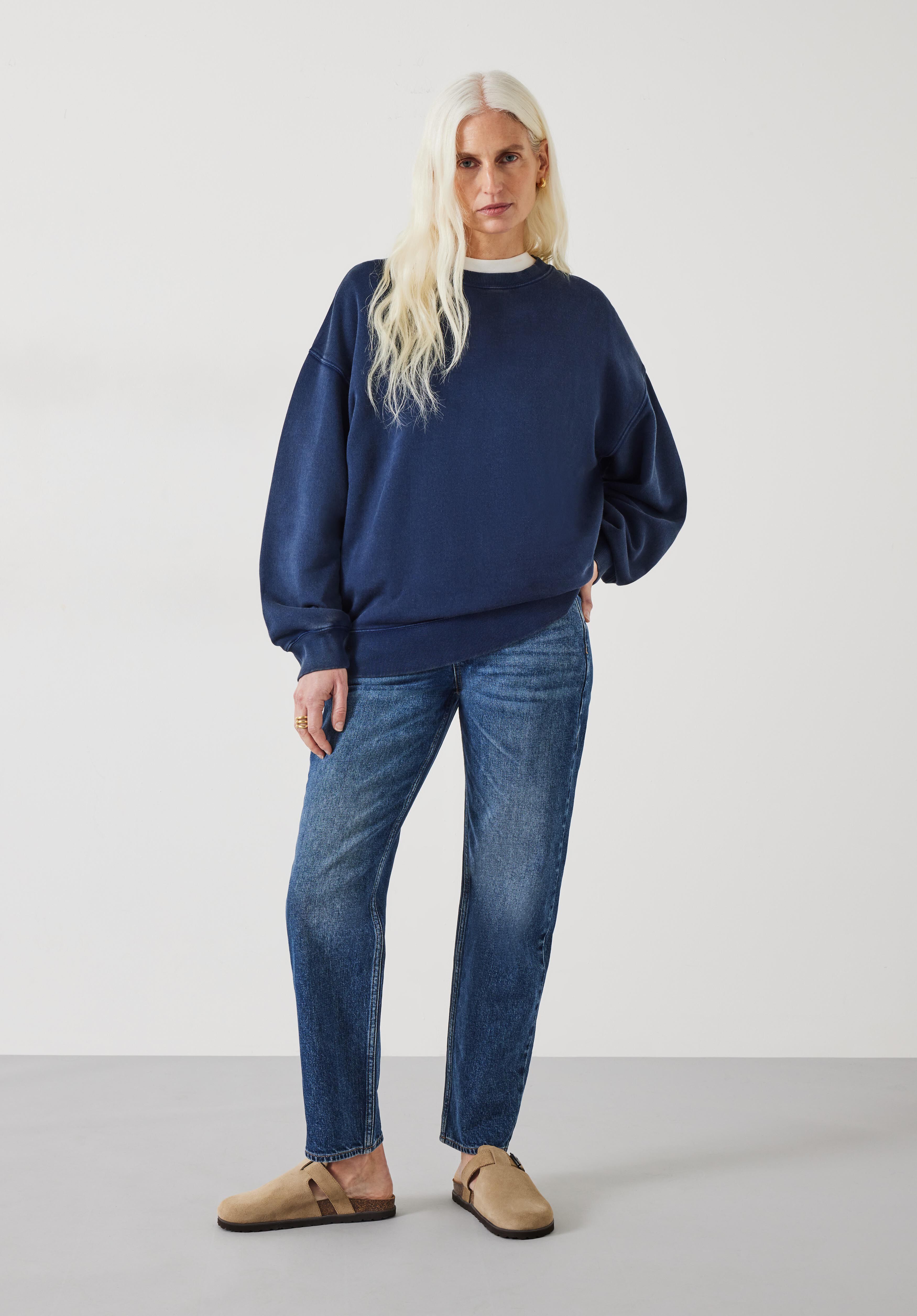 Oversized boyfriend sweatshirt discount