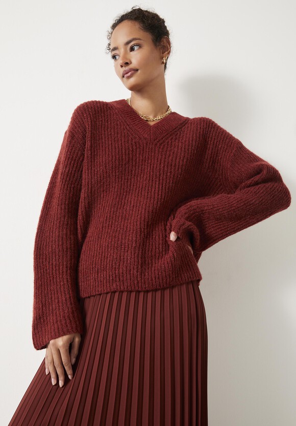 Aliah High V Wool Blend Jumper