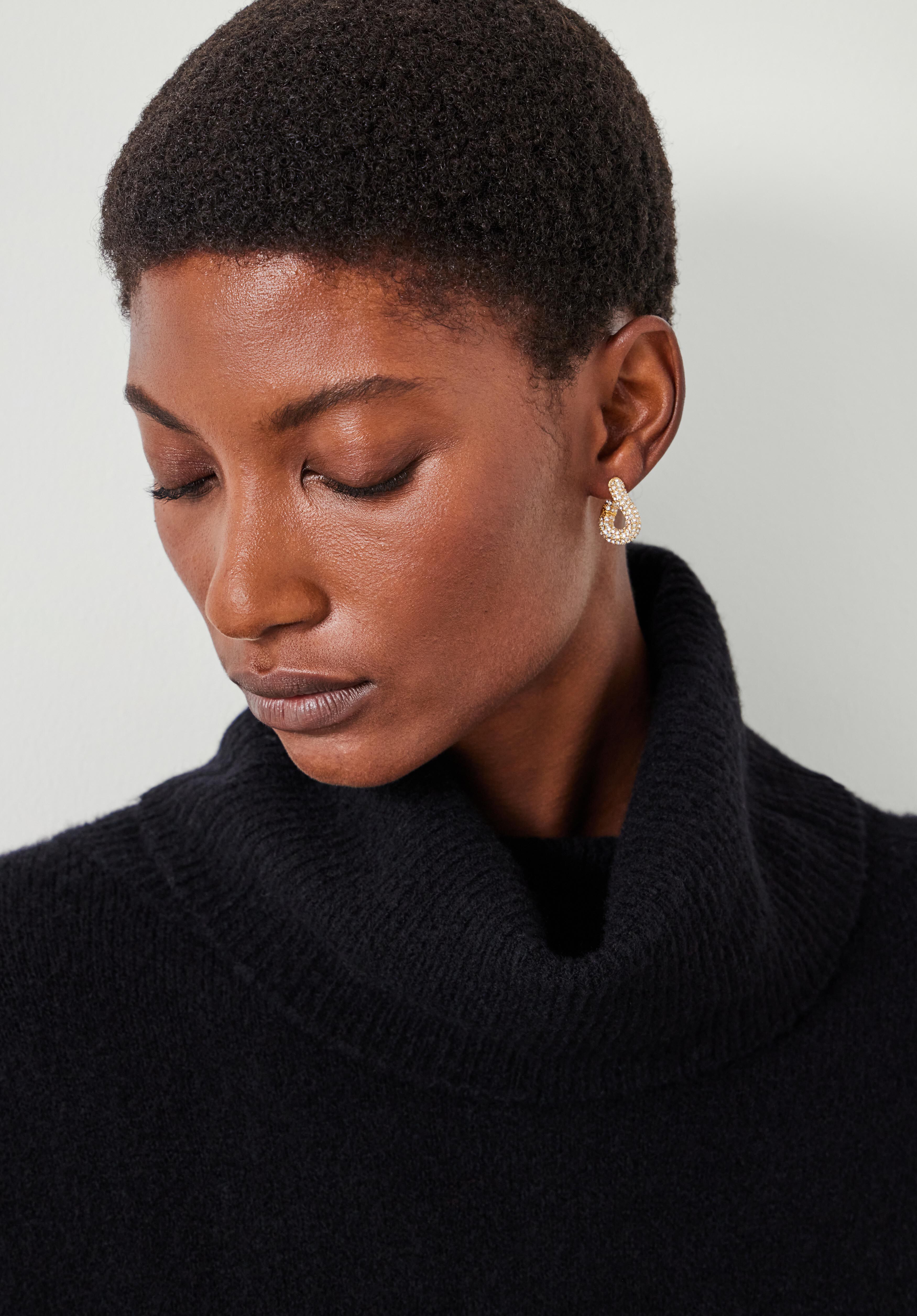 Pia earrings hotsell