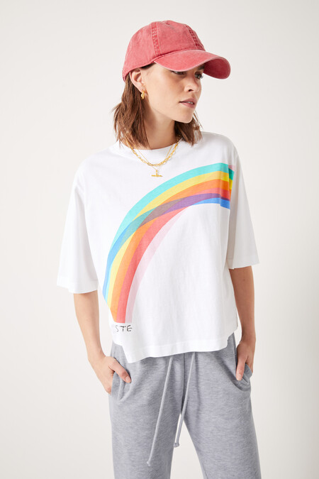 Rainbow L'artiste Graphic T-Shirt