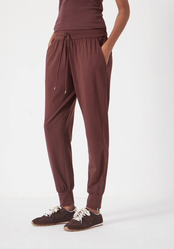 Amie Joggers