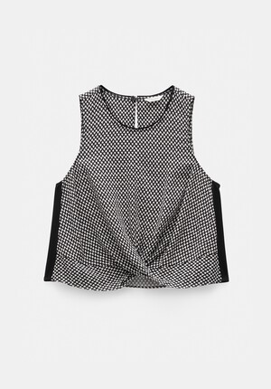 Front Knot Crop Top