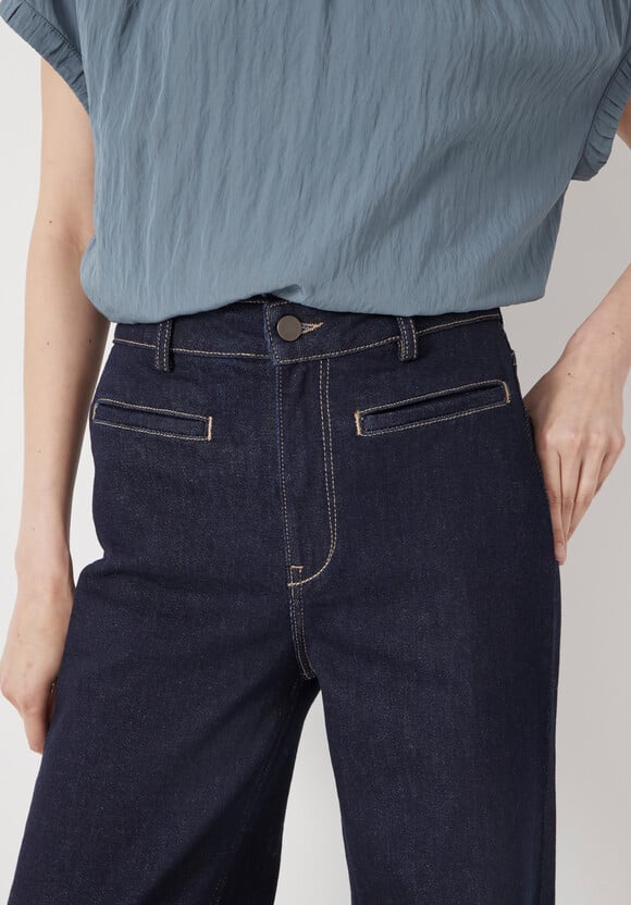 Rowan Welt Pocket Flared Jeans