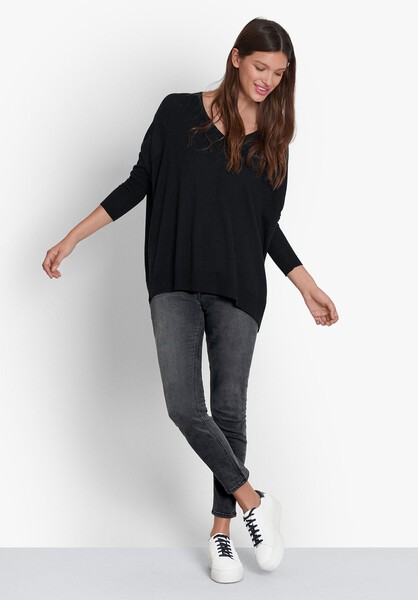 Beatrix Jumper