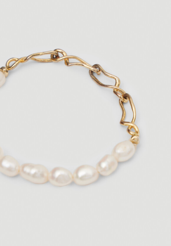 Twisted Chain and Freshwater Pearl Bracelet