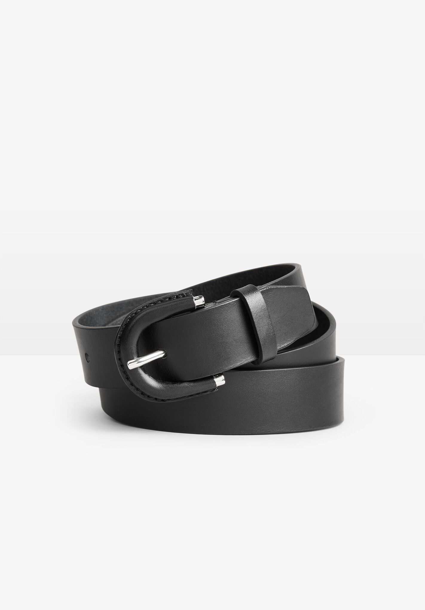 Black buckle clearance jeans